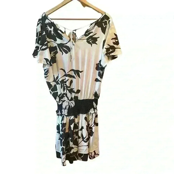 Ramy Brook Ingrid Black White Floral Flutter Sleeve Tiered Mini Dress. - Picture 11 of 14